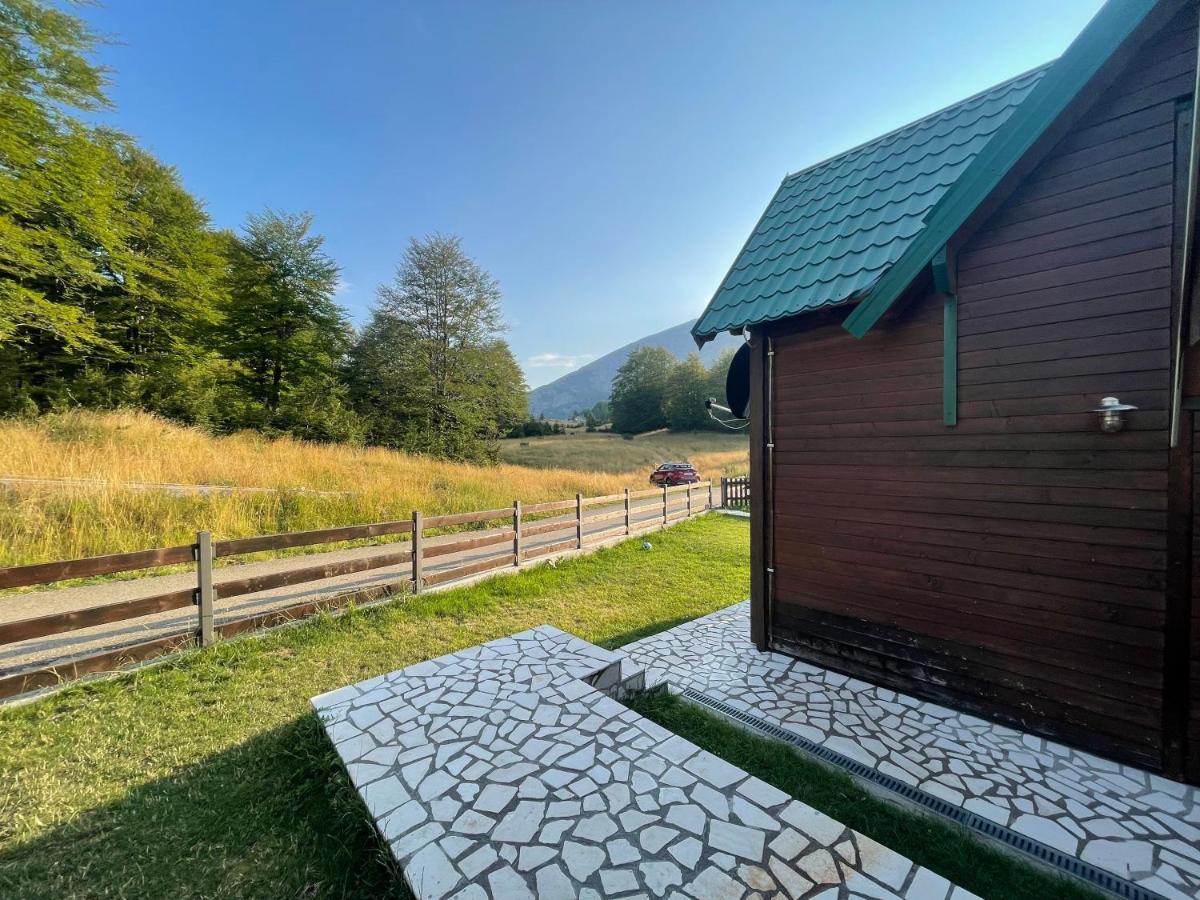 Small House Floki Zabljak  Ngoại thất bức ảnh